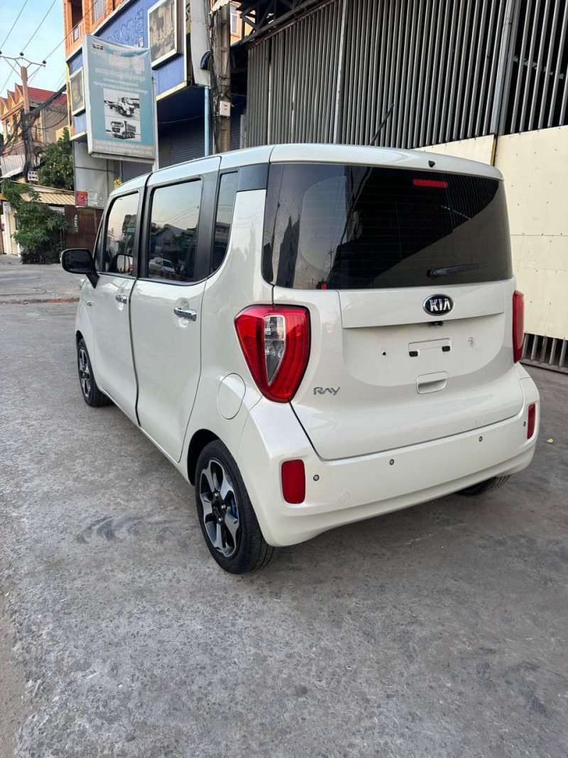 Kia Ray 2012 - Image 12